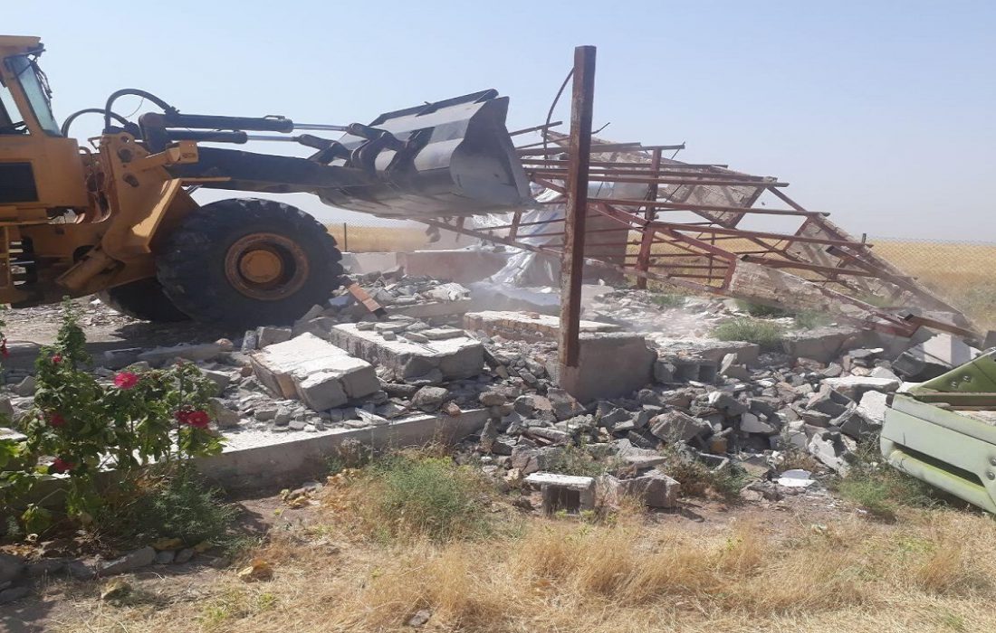 تیغ سازه های غیرمجاز بر گلوی شهر تیغ سازه های غیرمجاز بر گلوی شهر