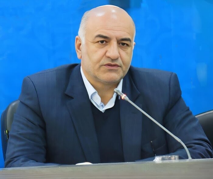 بهبود سطح مدارس و رفع دغدغه فرهنگیان بروجرد ضروری است