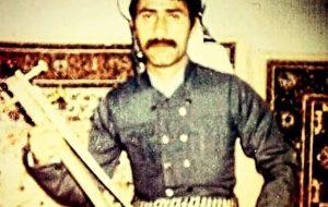 سیصد آهنگ را بدون نواختن نت خوانی برای هنرجویان انجام داده ام سیصد آهنگ را بدون نواختن نت خوانی برای هنرجویان انجام داده ام