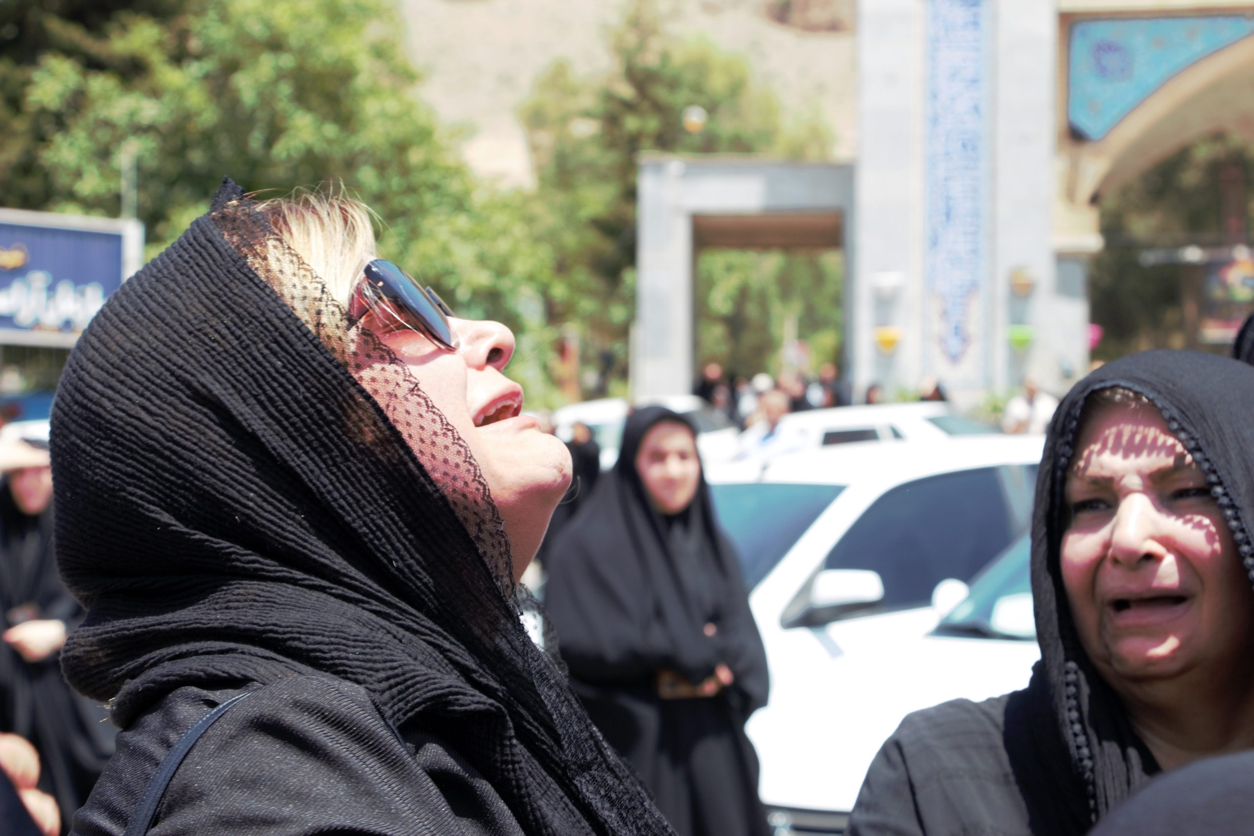 وداع با لاله های خفته در خون خرم آباد به گزارش تصویر