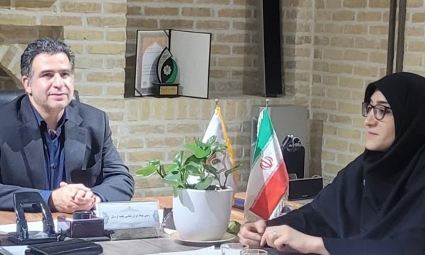 تدوین «دانشنامه لرستان» با مشارکت همه دستگاه‌های اجرایی دنبال می‌شود