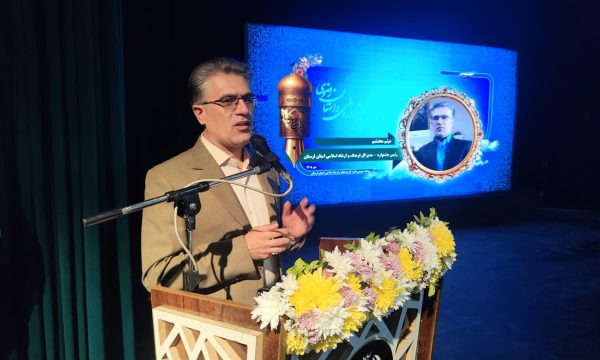 قلم‌ها در مسیر رأفت رضوی برای روایت حقیقت به حرکت درآمدند