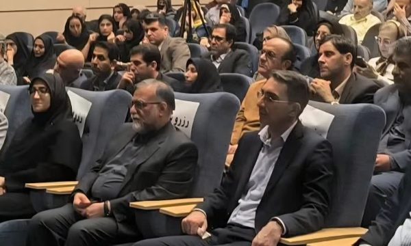 حافظ، فراتر از معیارهای رایج شعر فارسی؛ روایت «بر آستان جانان» در لرستان